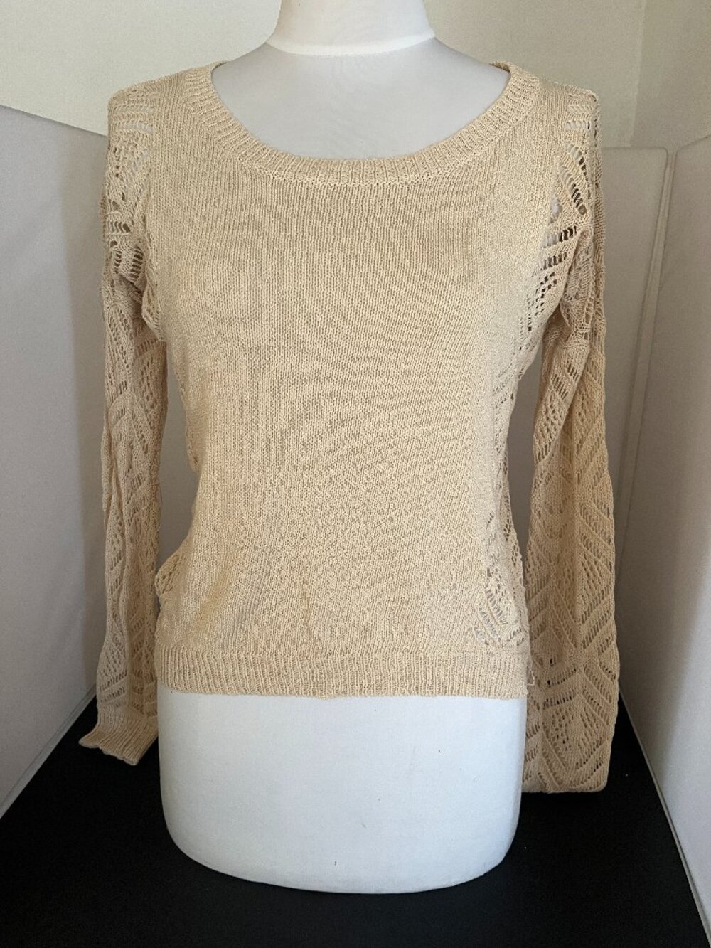 Lightweight Fall Sweater w Open Knit Sides and Sleeves